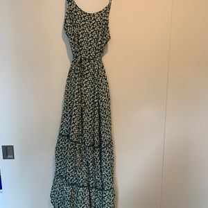 Green summer NWT cottage core dress